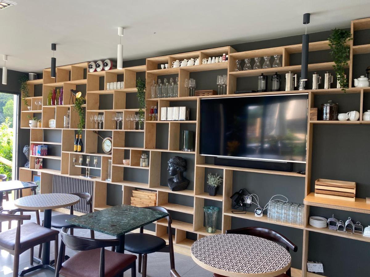 Rockmount Rooms & Apartment Tavistock  Buitenkant foto
