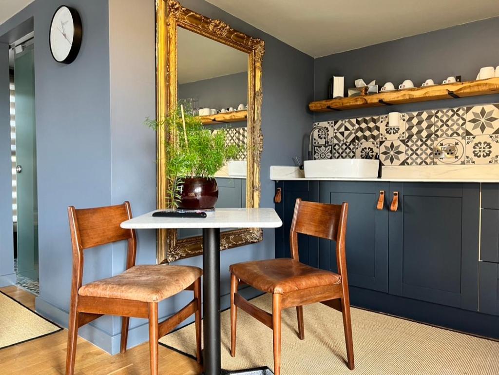 Rockmount Rooms & Apartment Tavistock  Buitenkant foto